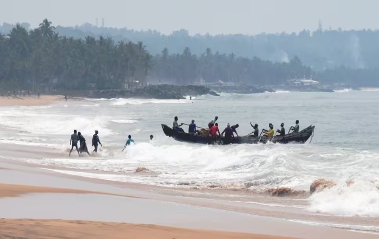 Kerala: State Fisheries Department launches search and rescue operation for four fishermen