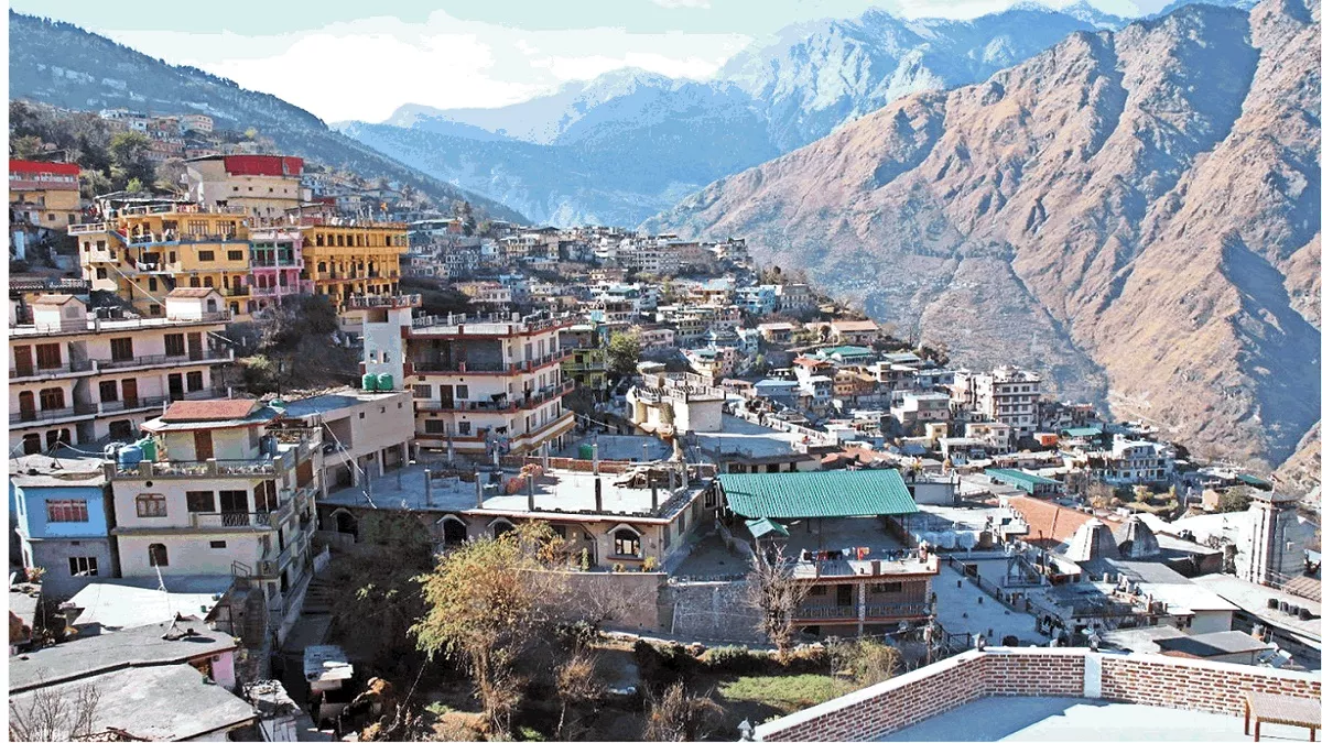 नैनीताल जिले में अवैध खनन की रोकथाम के लिए टास्क फोर्स समिति चलाएगी विशेष अभियान