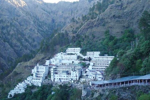 J&K: Over 73 lakh pilgrims pay obeisance at holy cave shrine of Shri Mata Vaishno till September 2023