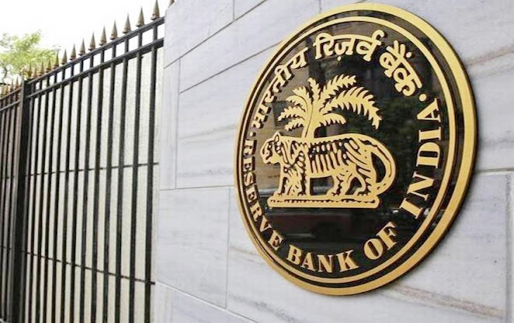 RBI asks banks to provide individual borrowers option to switch over to fixed rates at time of reset of interest rates