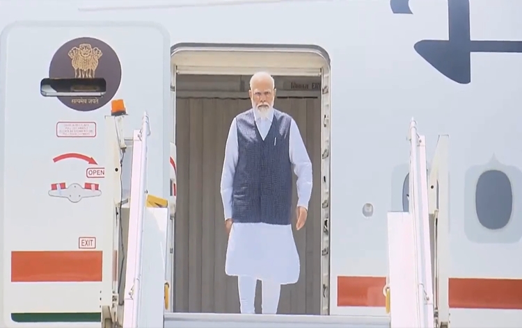 Prime Minister Modi reaches New Delhi; BJP President JP Nadda felicitates PM for successful visit to South Africa & Greece