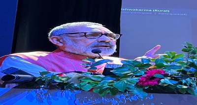केन्‍द्रीय मंत्री गिरिराज सिंह ने प्रधानमंत्री विश्‍वकर्मा योजना का हिस्‍सा न बनने पर नीतीश कुमार के नेतृत्‍व वाले बिहार सरकार की आलोचना की