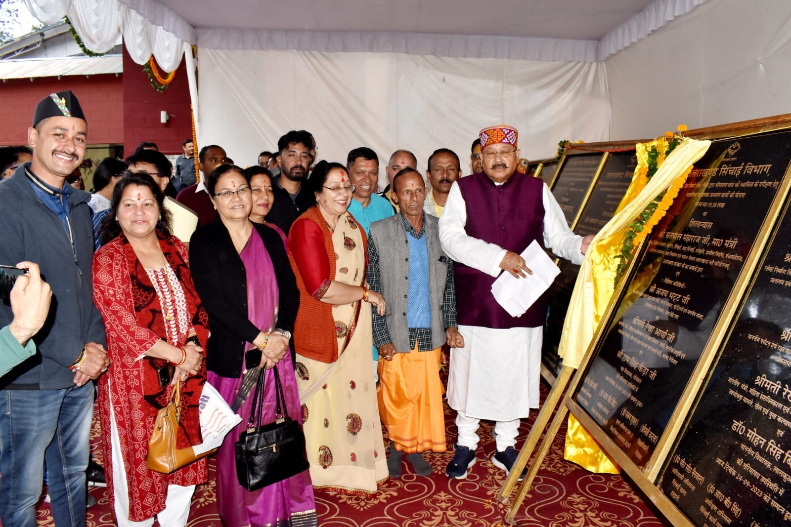 पर्यटन मंत्री सतपाल महाराज ने नैनीताल जिले में 14 करोड़ 70लाख रुपये की 10 विकास योजनाओं का शिलान्यास किया