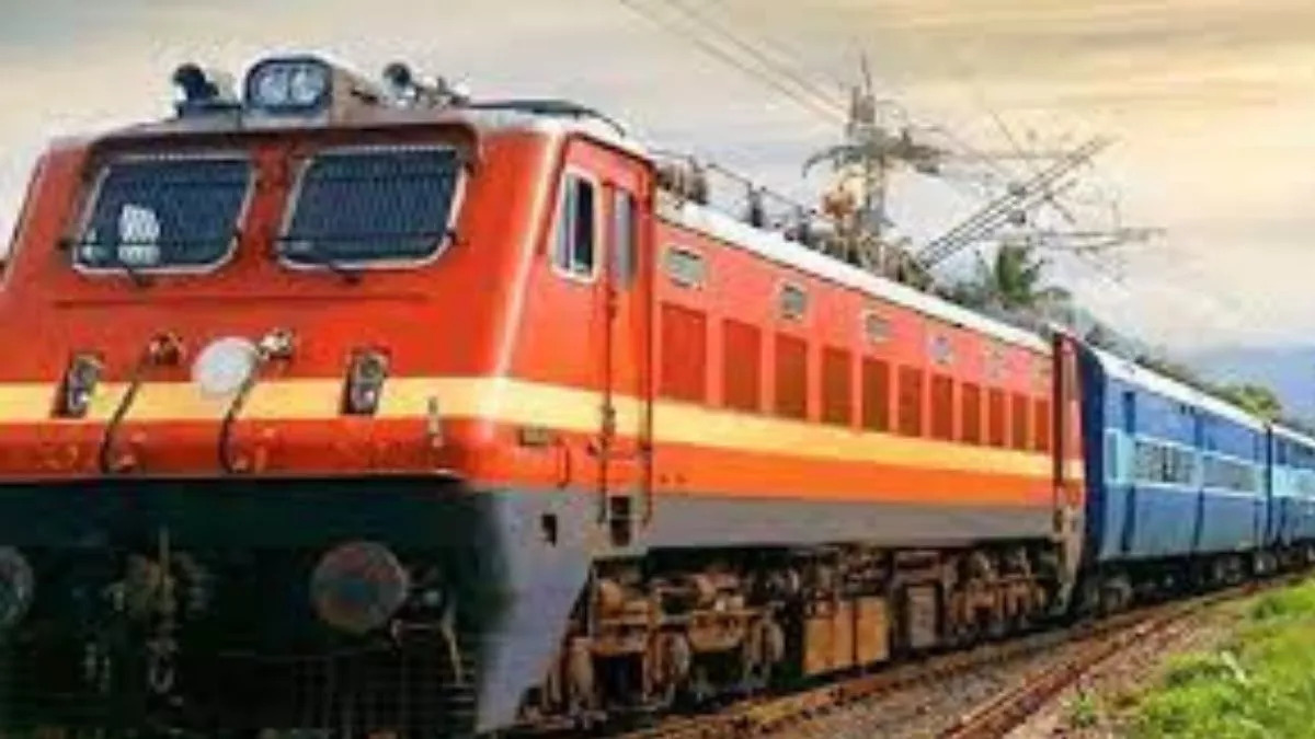 रेलवे ने पटना-झाझा ईएमयू और जसीडीह-झाझा मेमू ट्रेन का विस्तार देवघर तक करने को मंजूरी दी