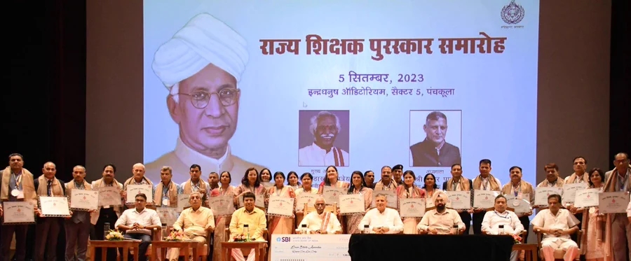 Haryana Governor honours 69 teachers on Teacher’s Day