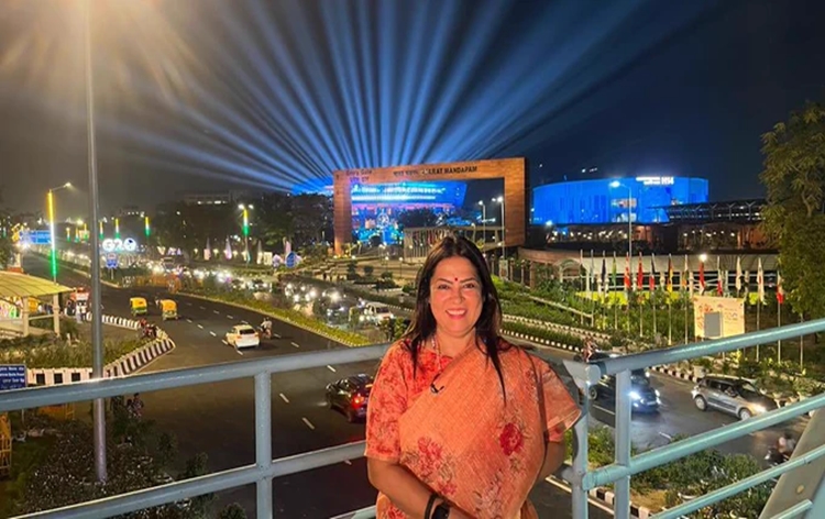 Union Minister of State for Culture Meenakshi Lekhi inaugurates beautification work with sculptures at South Extension Market Delhi in run-up to G20