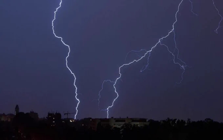 Bihar: 8 Killed by lightning strikes in the 24 hours in Rohtas, Saran, and Sheikhpura districts