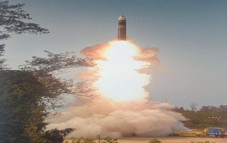 India successfully conducts 1st flight test of Agni-5 missile with Multiple Independently Targetable Re-entry Vehicle technology under Mission Divyastra