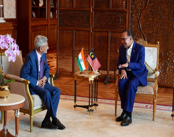 Jaishankar Meets Malaysian PM Anwar Ibrahim, Discusses Stronger India-Malaysia Ties