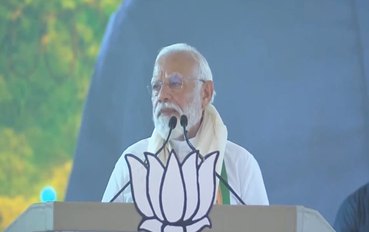 PM Modi participates in Lok Sabha Election Campaign program in Pathanamthitta district in Kerala