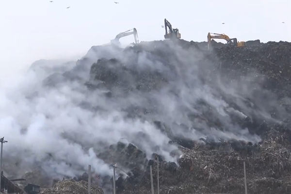 Delhi Fire Department controls fire at Ghazipur landfill site