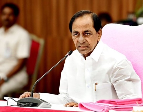 BRS President Chandrasekhara Rao demands Rs 25,000 per acre compensation to farmers