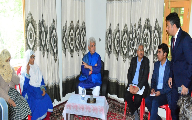 Lt Governor Manoj Sinha Meets Families of Boat Tragedy Victims