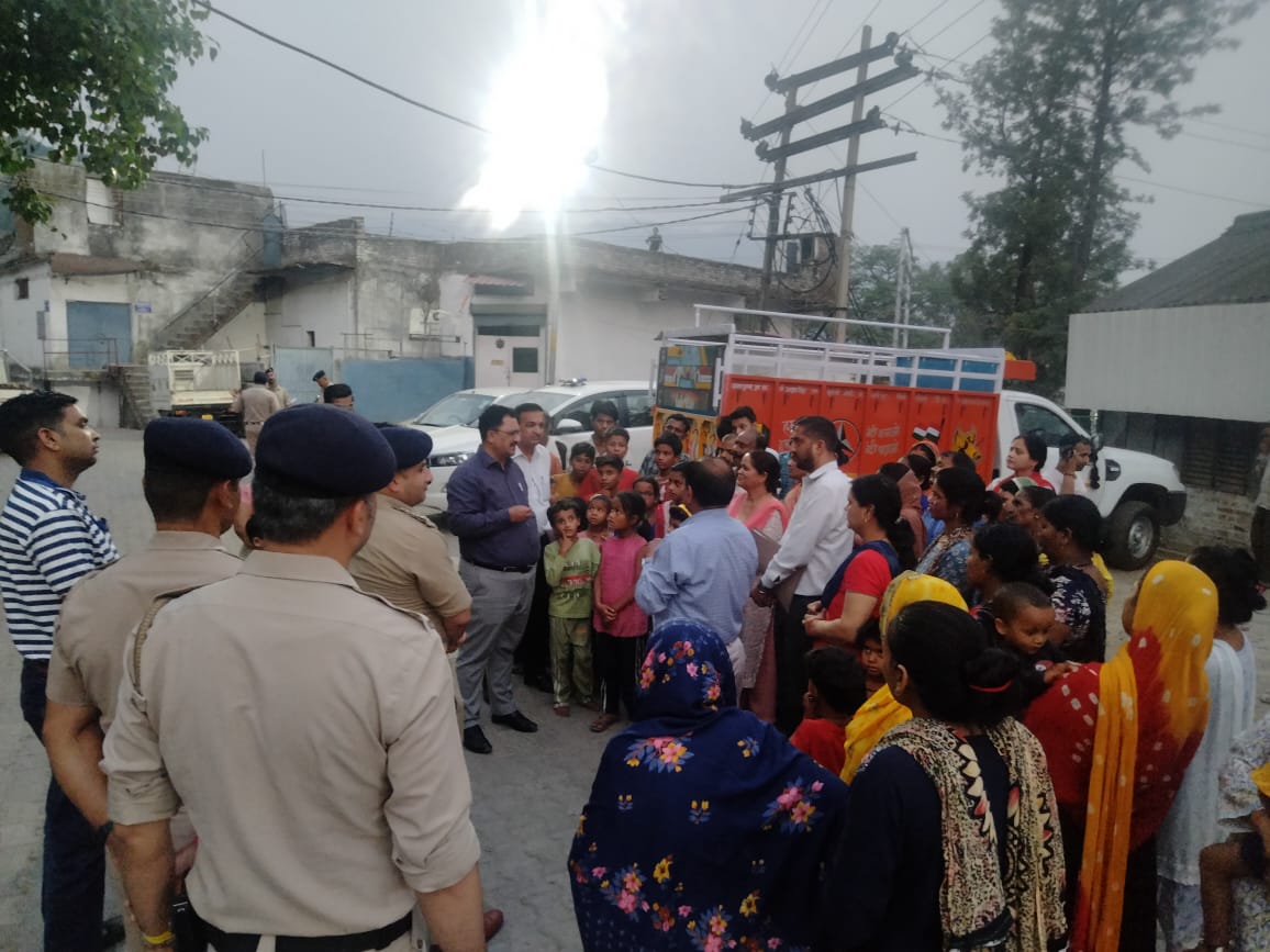 ज़िला निर्वाचन अधिकारी ने मतदाताओं को निर्भीक होकर मतदान के लिए किया प्रेरित