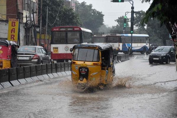 Heavy rain lashed Hyderabad city and its outskirts