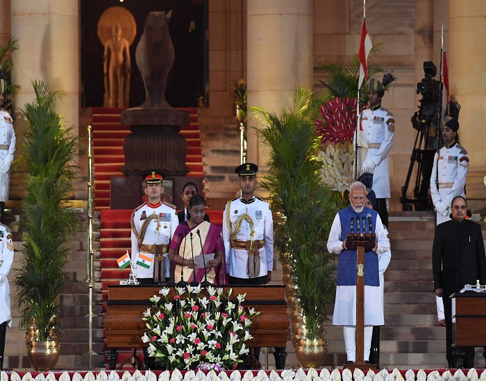 राष्ट्रपति द्रौपदी मुर्मू ने शपथ ग्रहण समारोह में शामिल हुए पड़ोसी देशों के नेताओं के लिए किया रात्रिभोज का आयोजन