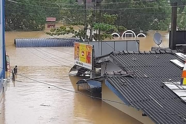 Severe rains over weekend cause widespread devastation across Sri Lanka