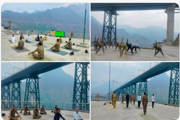 Officers and jawans from BSF perform Yoga in J&K