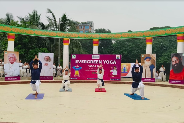 Bangladesh: ‘Evergreen Yoga’ organised IDY pre-event in Dhaka