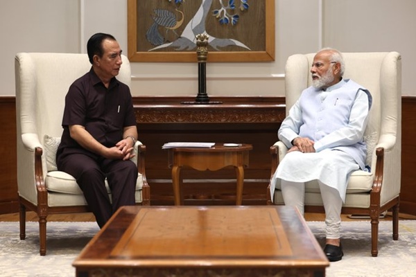 Mizo CM calls on PM Modi, discusses various issues