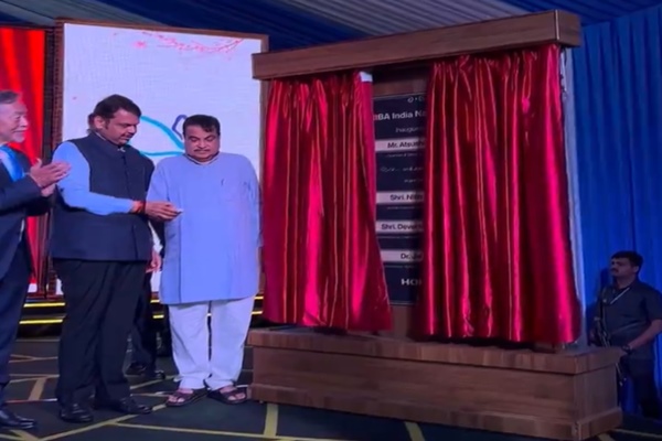 Efforts to increase the turnover of the automobile industry to 50 lakh crore in the coming years continue: Gadkari 