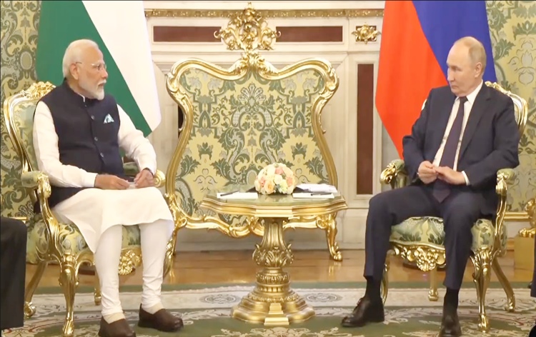 Russian President Putin thanks PM Modi for making efforts to resolve Ukrainian crisis