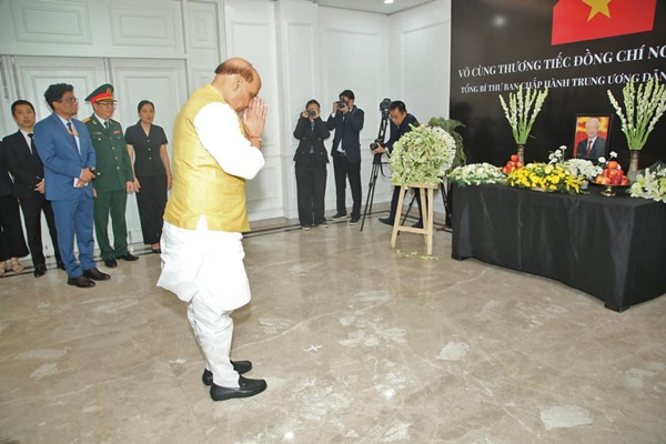 Defence Minister Rajnath Singh visited the Vietnam Embassy in New Delhi