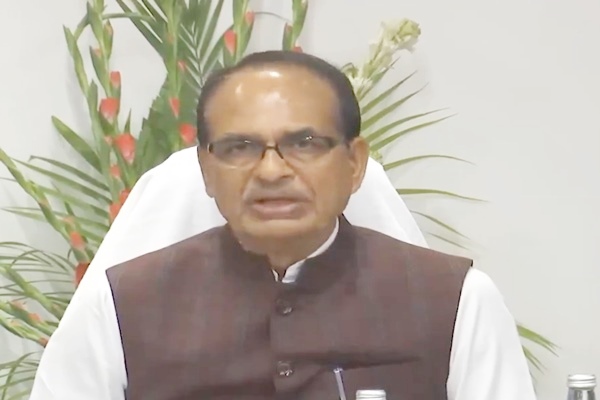 सरकार गांवों को गरीबी से मुक्त करने के लिए प्रतिबद्ध है: केंद्रीय मंत्री शिवराज सिंह चौहान