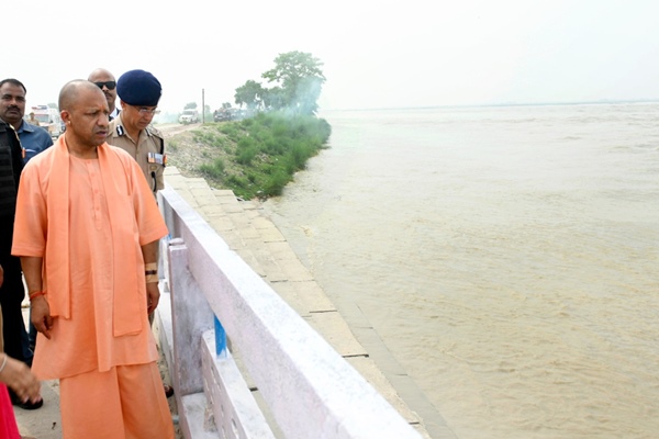 উত্তরপ্রদেশে গত ২৪ ঘণ্টায় বর্ষণজনিত কারণে ২২ জনের মৃত্যু হয়েছে।