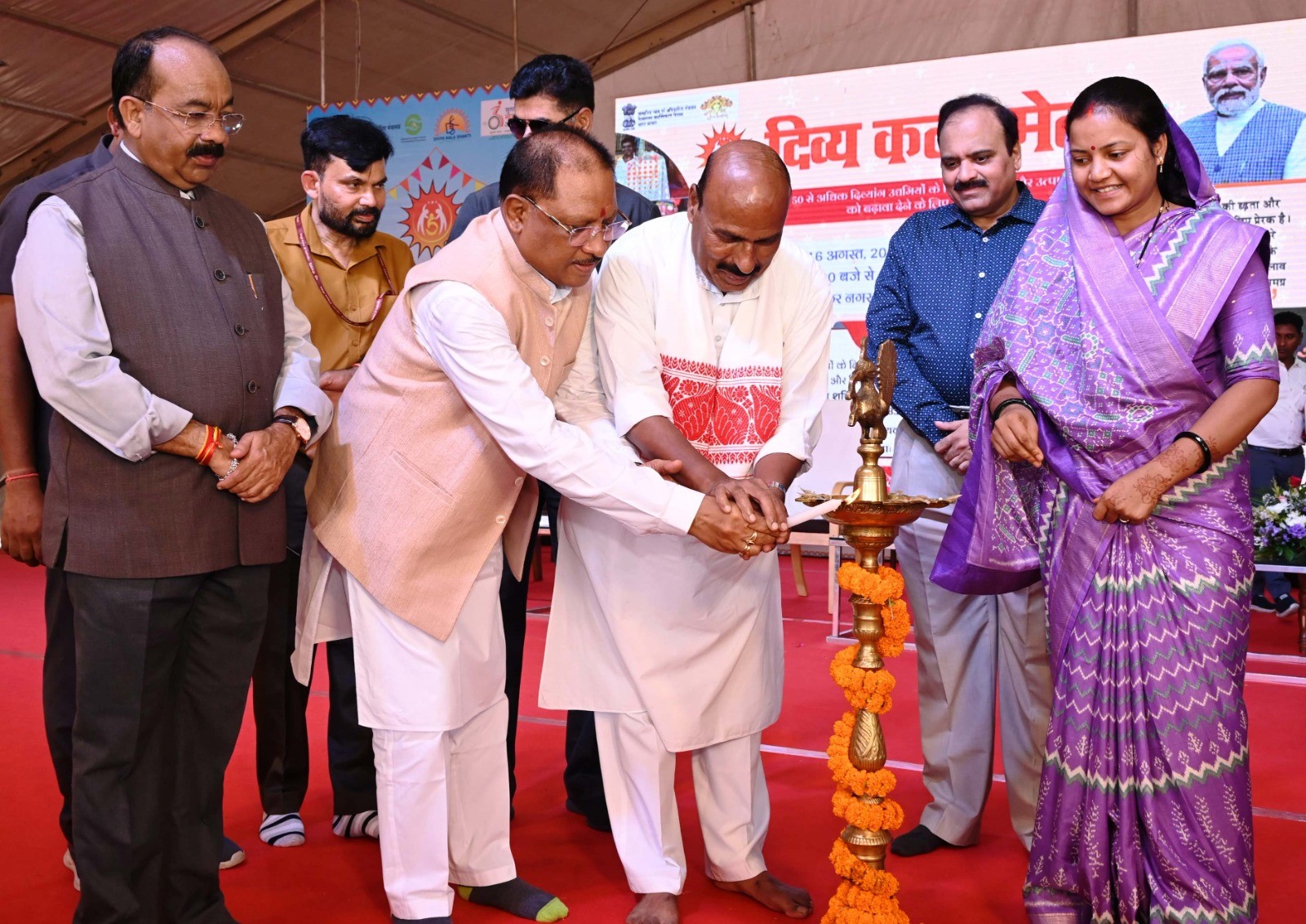 मुख्यमंत्री विष्णुदेव साय ने रायपुर में 17वें ‘‘दिव्य कला मेला‘‘ का किया शुभारंभ