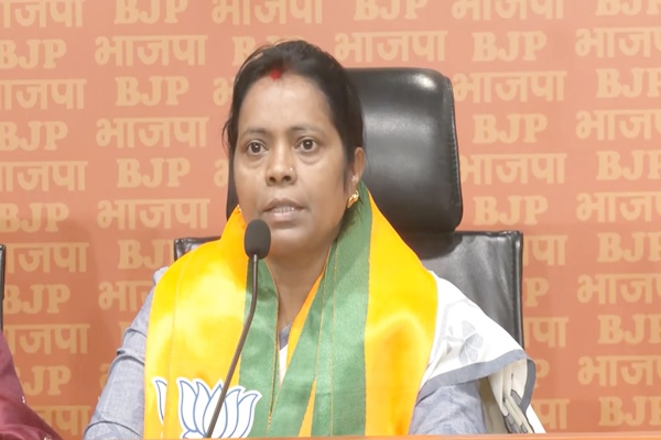 Former BJD Leader Mamata Mohanta Joins BJP in New Delhi