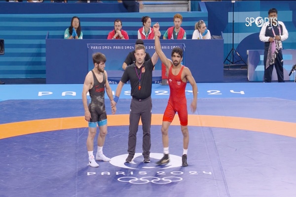 Aman Sehrawat Advances to Semifinals in 57kg Freestyle Wrestling at Paris Olympics