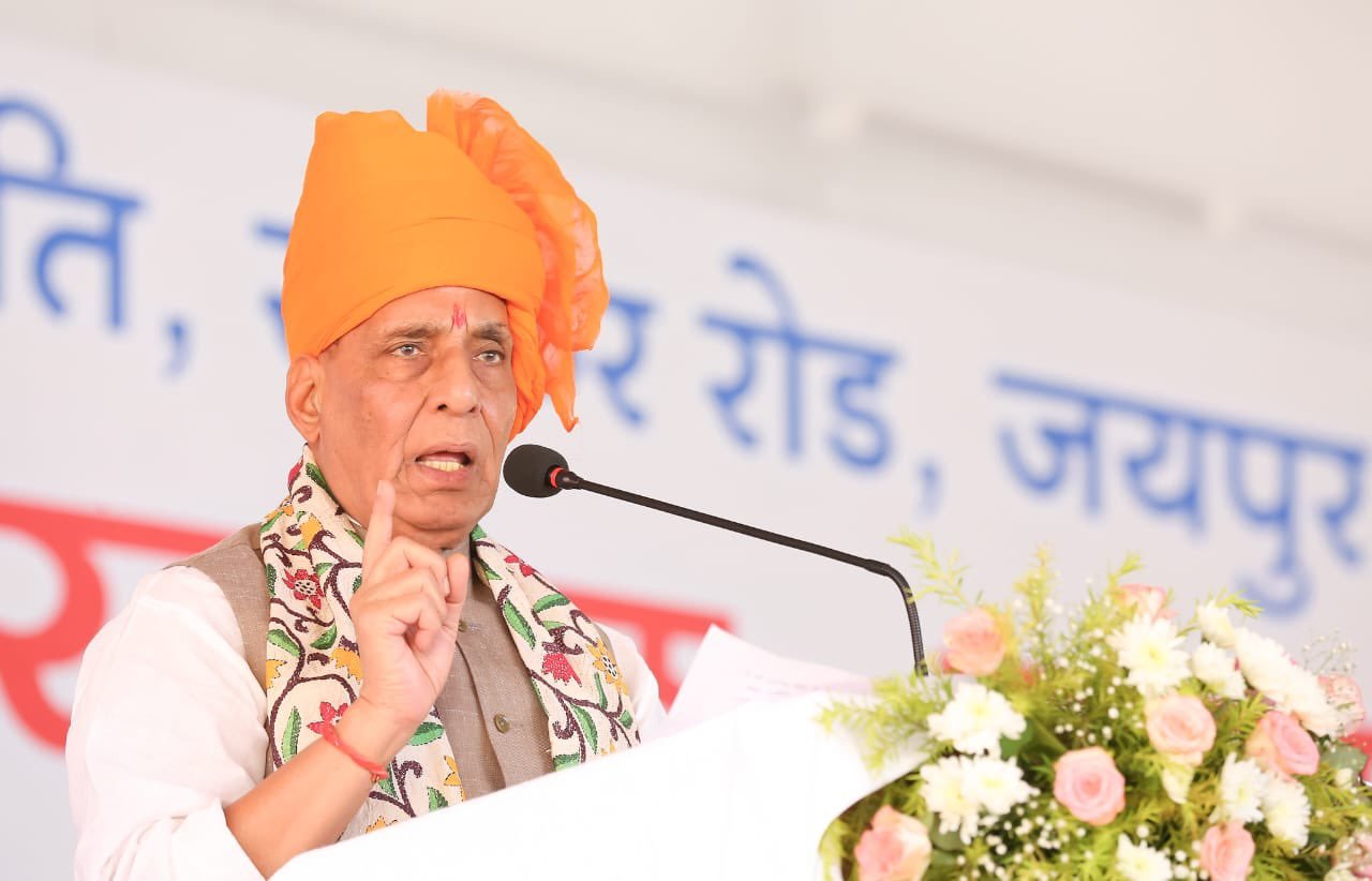 भारतीय सेना को मजबूत करने में सैनिक स्कूल महत्वपूर्ण भूमिका निभा रहे हैं: रक्षा मंत्री राजनाथ सिंह