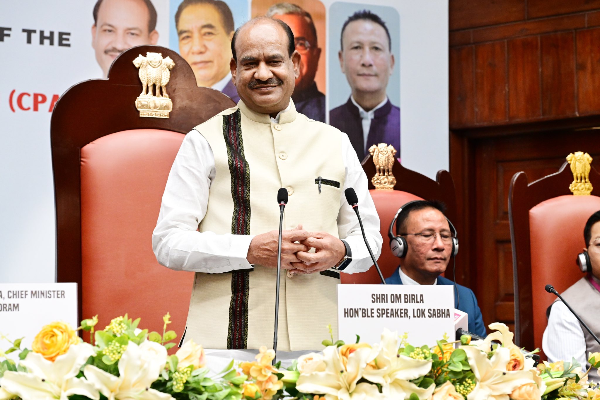 पूर्वोत्तर की आर्थिक वृद्धि के लिए रेलवे लाइनों, सड़कों और हवाई कनेक्टिविटी का निर्माण आवश्यकः ओम बिरला