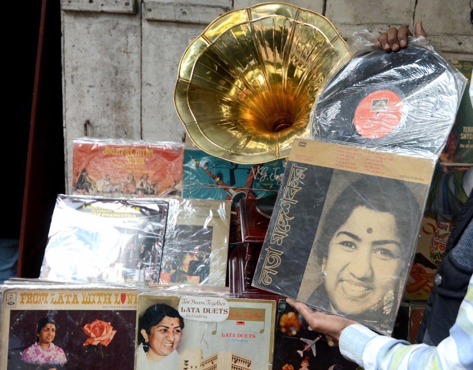 Nation remembering Lata Mangeshkar on her 95th birth anniversary