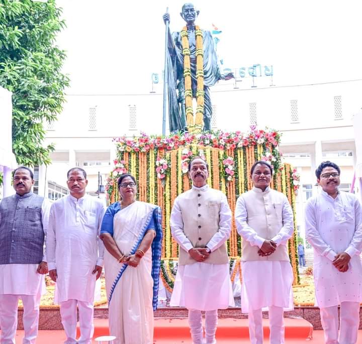 জাতিৰ পিতা মহাত্মা গান্ধীৰ ১৫৫ সংখ্যক জয়ন্তীত দেশবাসীৰ শ্রদ্ধাঞ্জলি জ্ঞাপন