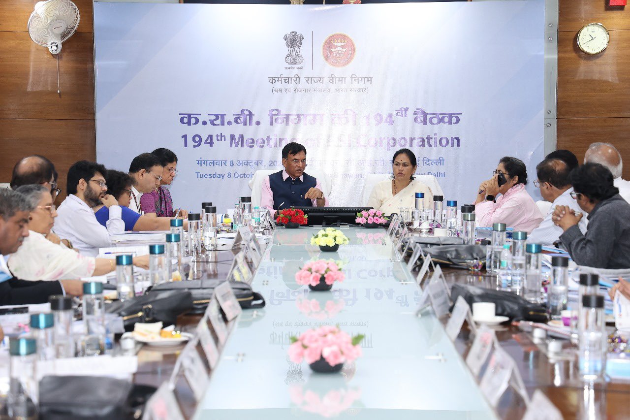 Labour and Employment Minister Dr. Mansukh Mandaviya Chaired the 194th ESIC meeting