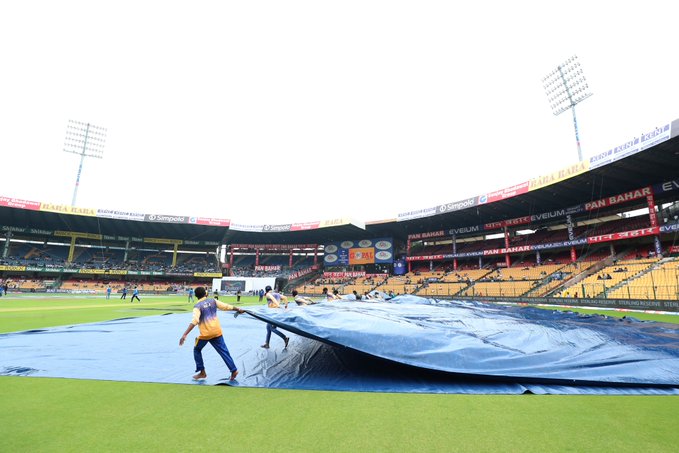 বৰষুণৰ বাবে বাতিল ভাৰত আৰু নিউজিলেণ্ড টেষ্ট ক্রিকেট শৃংখলাৰ প্ৰথম দিনৰ খেল