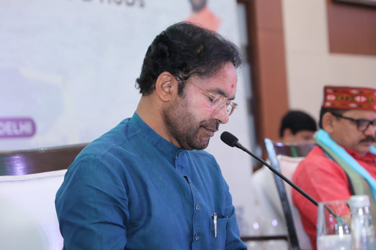 केन्द्रीय कोयला मंत्री जी किशन रेड्डी ने कोयला क्षेत्र में पर्यावरण अनुकूल उत्पादन और प्राकृतिक वातावरण पर बल दिया 