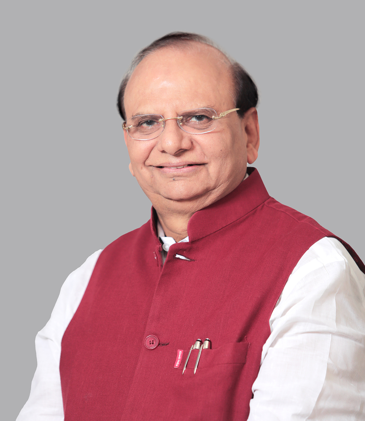 दिल्‍ली के उपराज्‍यपाल विनय कुमार सक्‍सेना ने त्‍योहारों की हार्दिक शुभकामनाएं दी