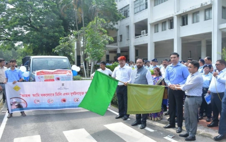 পথ সুৰক্ষা জীৱন ৰক্ষা শ্লোগানেৰে পৰিবহণ বিভাগৰ আজিৰ পৰা ১৩ অক্টোবৰলৈ ৰাজ্যিক পথ সুৰক্ষা সপ্তাহ পালন