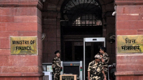 केंद्र सरकार ने राज्य सरकारों के लिए एक लाख 78 हजार करोड़ रुपये से अधिक की कर-राशि जारी की
