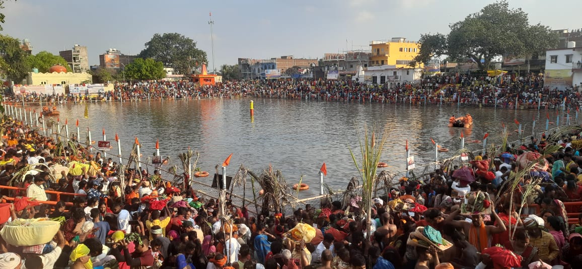 बिहार में चार दिवसीय छठ पूजा आज नहाय-खाय के साथ शुरू हुई