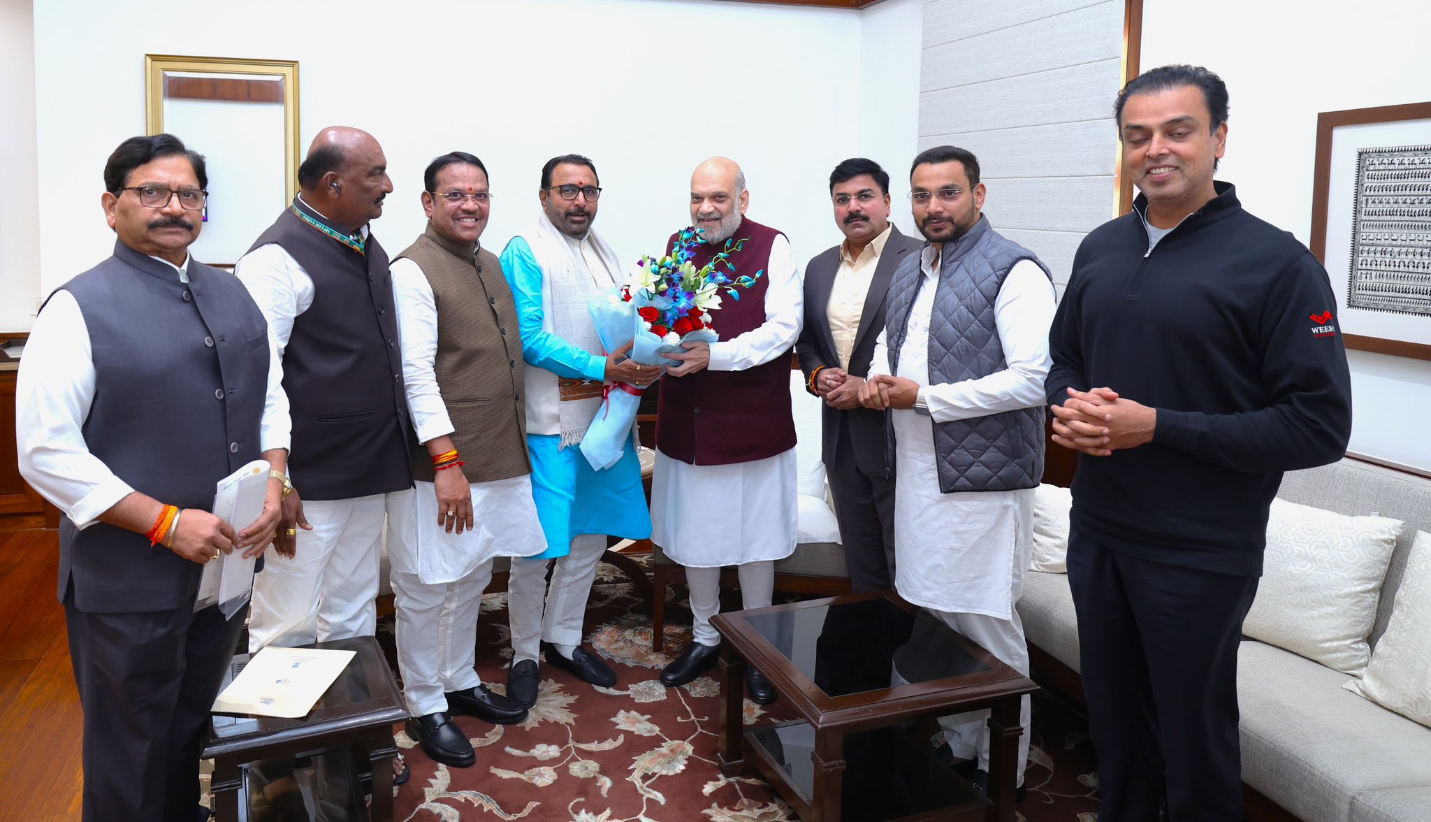 Shiv Sena MPs Meet Home Minister Amit Shah in New Delhi