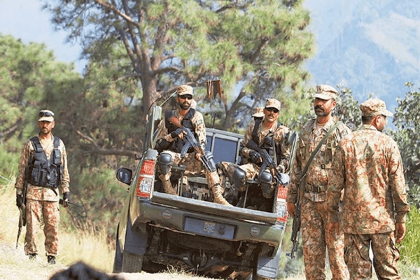 पाकिस्तान इस्लामाबादमध्ये लष्कर तैनात करण्याची गृहमंत्रालयाची घोषणा