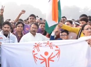 राजमार्ग राज्यमंत्री हर्ष मल्होत्रा ने नई दिल्ली में ‘रन फॉर इनक्लूजन’ मैराथन को हरी झंडी दिखाई