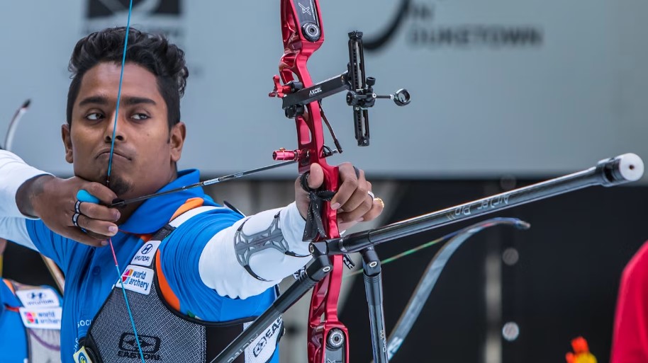 ভারতের অতনু দাস সুইজারল্যান্ডের লুসানে, সুইস ওপেন ইনডোর তীরন্দাজিতে ব্রোঞ্জ পদক পেয়েছেন