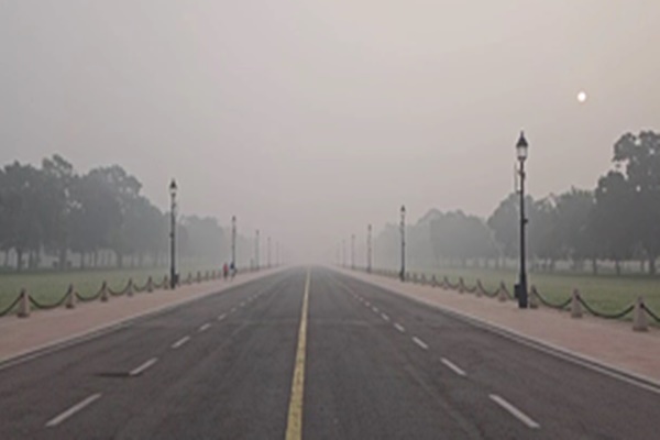 Delhi-NCR air quality remains severe with AQI reaching 420