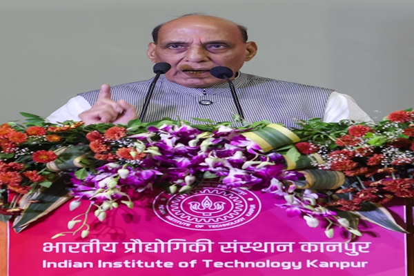 उच्‍च-कोटि की स्‍वदेशी-प्रौद्योगिकी विकसित करें युवाः राजनाथ सिंह