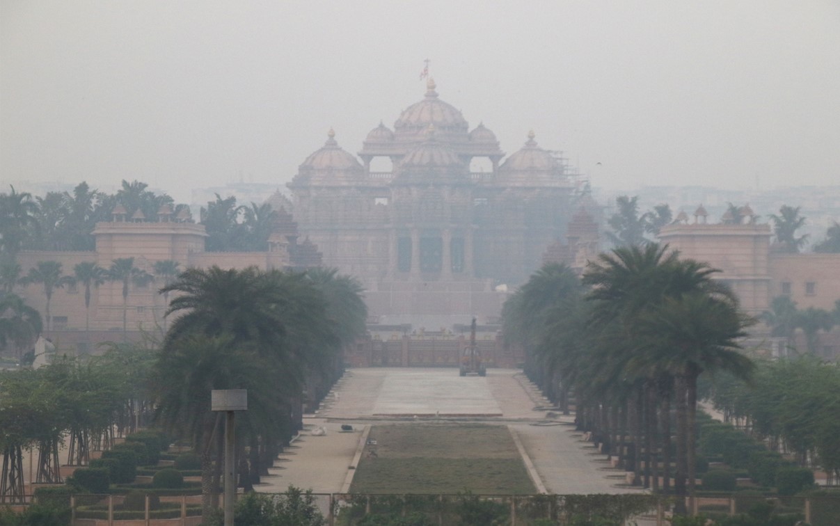 Delhi-NCR: Air Quality continues to remain in ‘very poor’ category